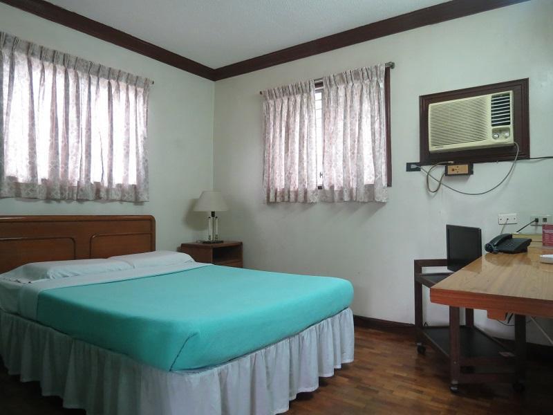 Reddoorz At Broadway Court Apartelle Кесон-Сити Экстерьер фото