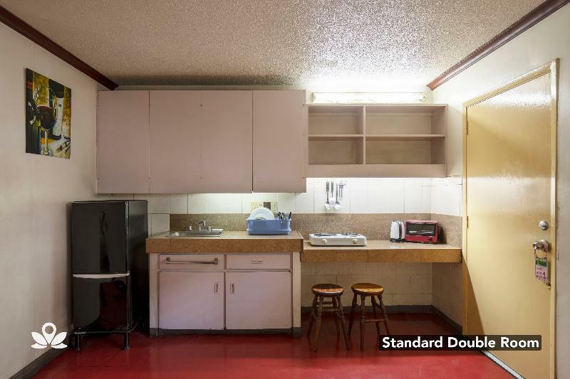 Reddoorz At Broadway Court Apartelle Кесон-Сити Экстерьер фото